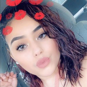 Meet your Posher, Gracinha